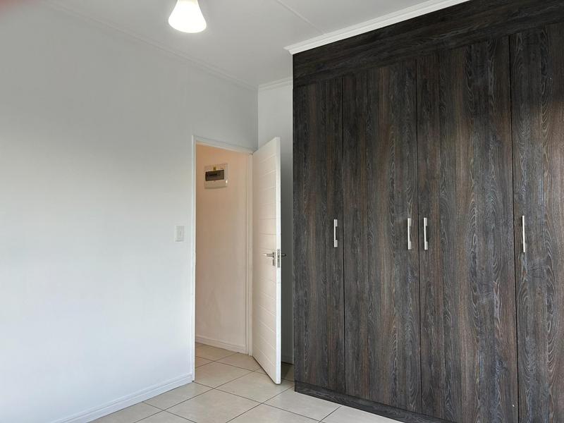 To Let 3 Bedroom Property for Rent in Sandown Western Cape